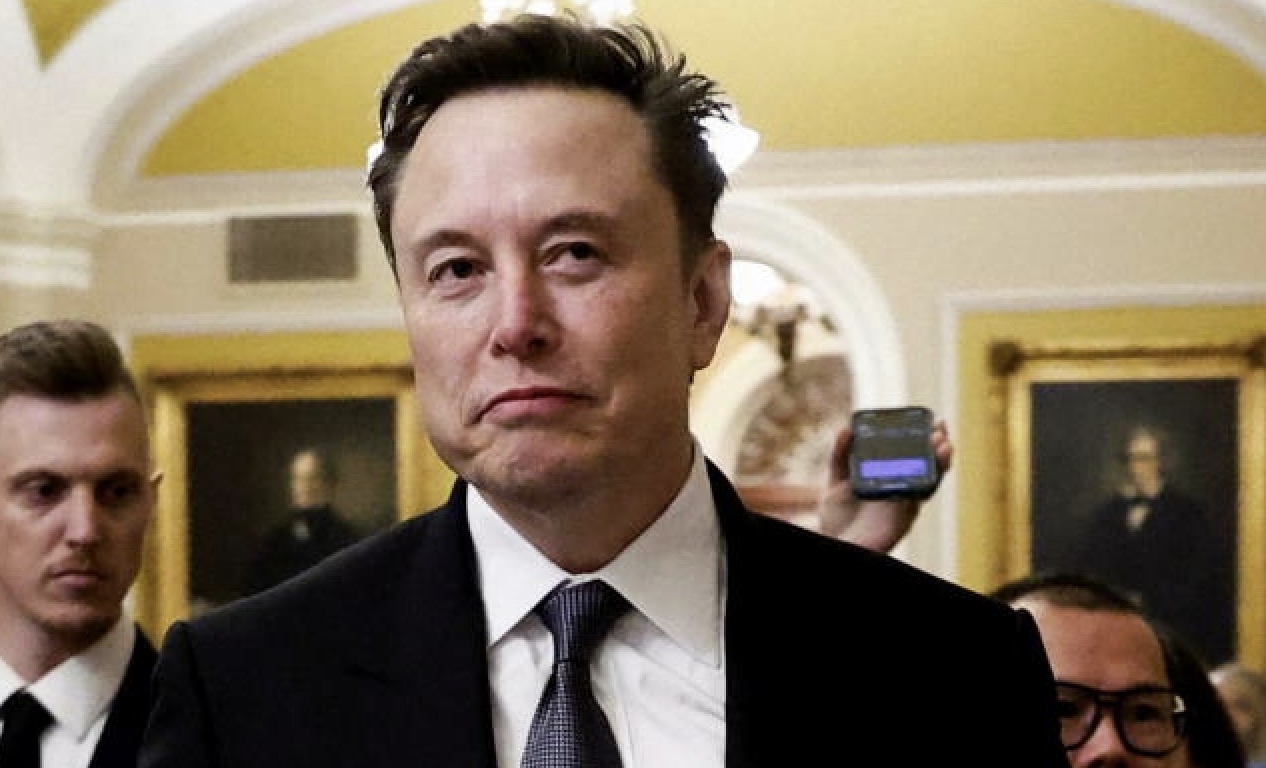 イーロン・マスク「イギリスの内戦は避けられない。いつになるかの問題にすぎない」