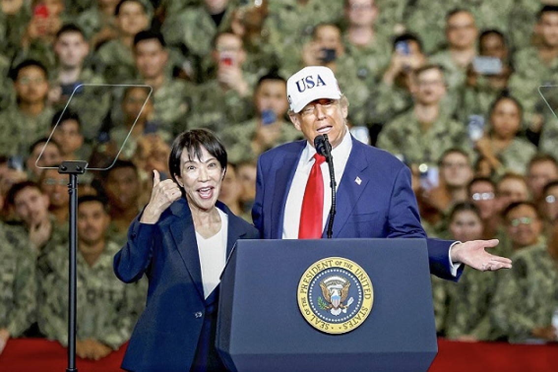 海外ジャーナリスト「高市早苗はマーガレット・サッチャーを尊敬していて、社会保障費を大幅カットして軍事費を増やし、アメリカと一緒に中国に対抗すると約束した。日本はアメリカの属国で、高市は次のゼレンスキーだ。やる気満々の操り人形だ」