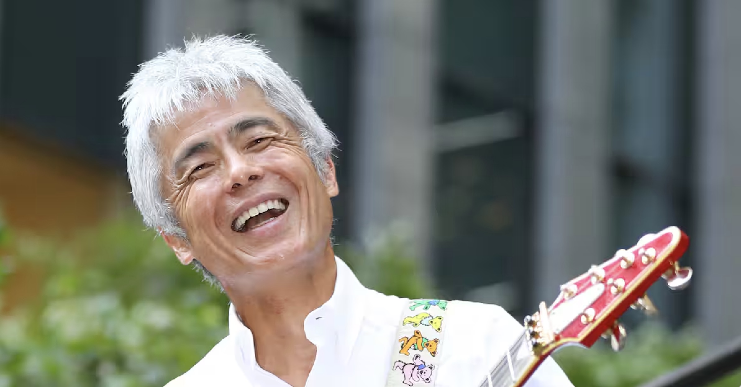 うじきつよし氏がトランプ米大統領の来日にともなう、高市早苗首相の挙動を痛烈に批判「権力とみれば高揚し、卑屈に媚びへつらい、弱きとみれば蔑み、罵り吊し上げる。ニュース新聞いよいよ見れなくなった。ひとたび見てしまうと精神のバランスが取れなくなる。僕らの国はそんなに愚かなのか」