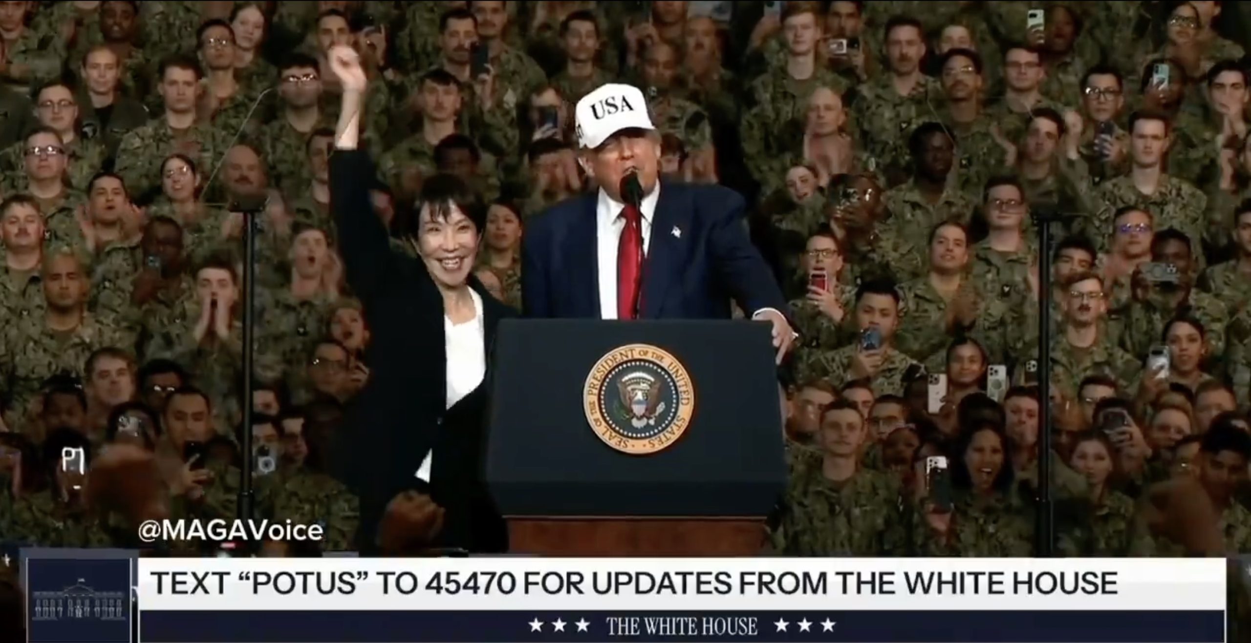 海外ジャーナリスト「友情?日本はアメリカの植民地だよ。このイベントはアメリカの空母で開催された。自国の戦争犯罪をまだ償っていない国からの、また一つ恥ずかしい貢ぎ物だ。今じゃ世界最大の戦争屋に媚びへつらってる。すべて中国を孤立させようとする、失敗に終わる試みのために」